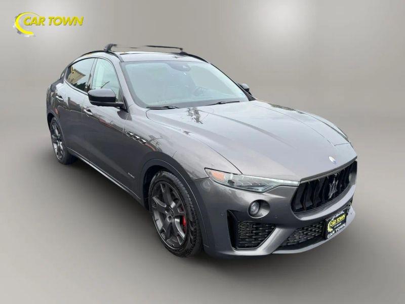 Vehicle photo 5