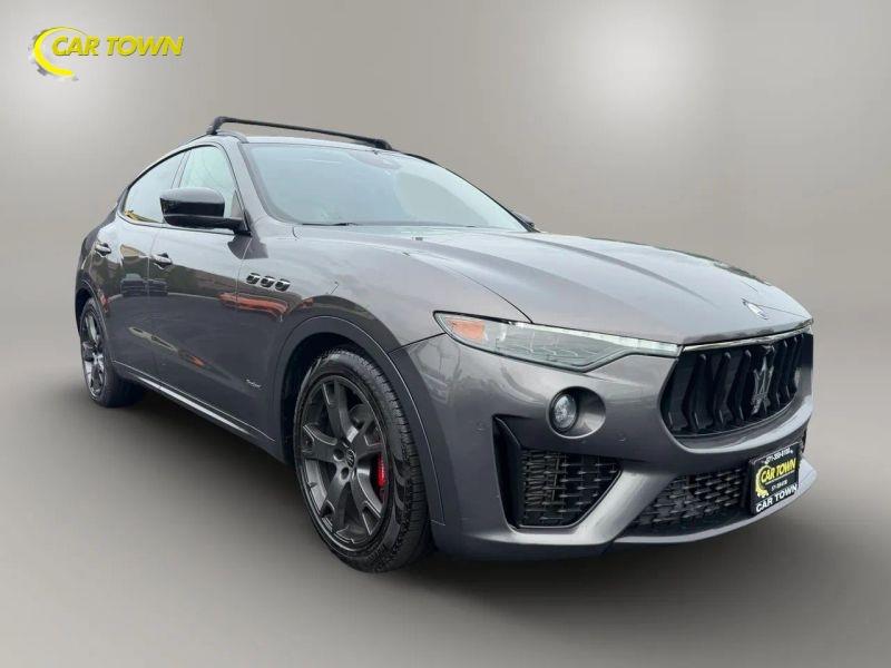 Vehicle photo 6