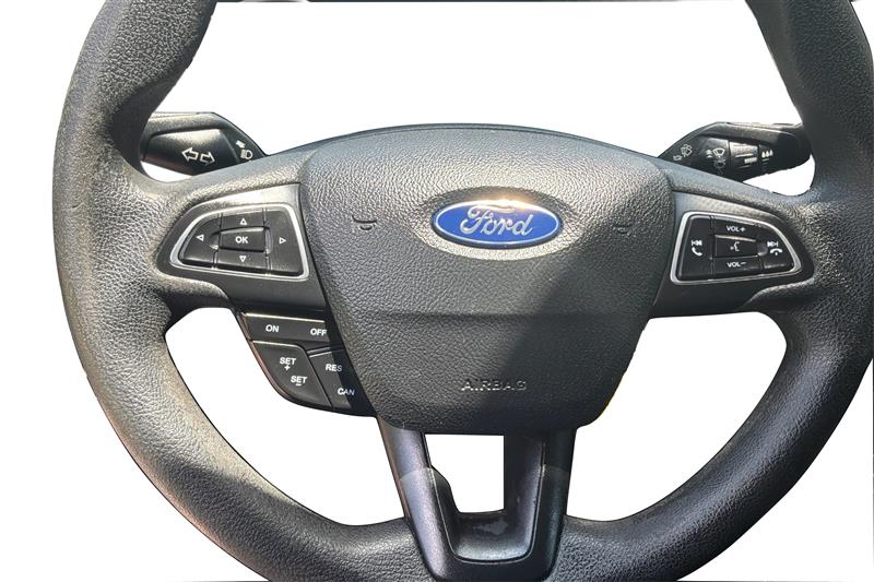 2017 Ford Focus SE - Photo 16