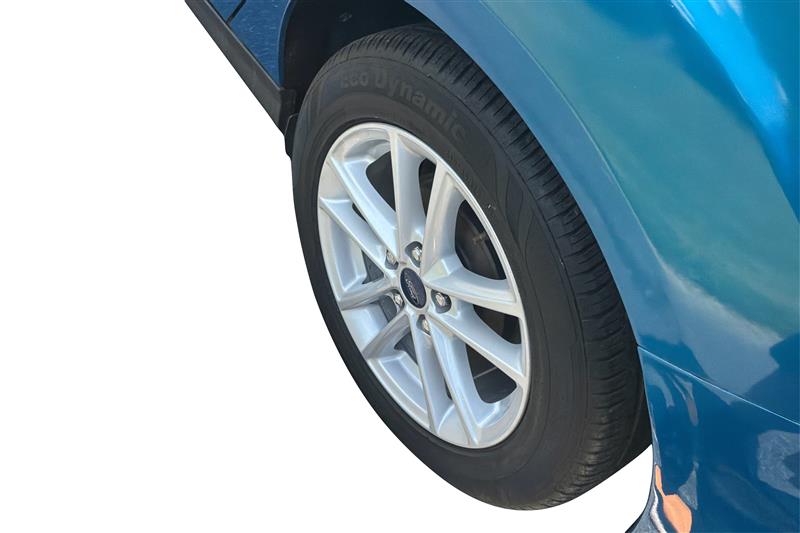 2017 Ford Focus SE - Photo 24