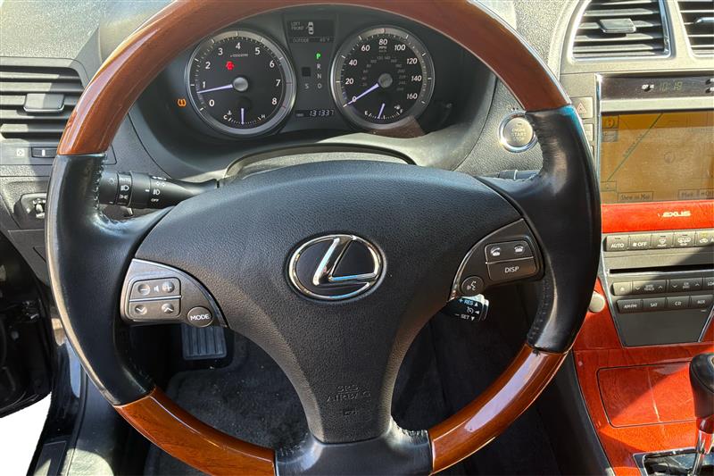 2012 Lexus ES 350 - Photo 17