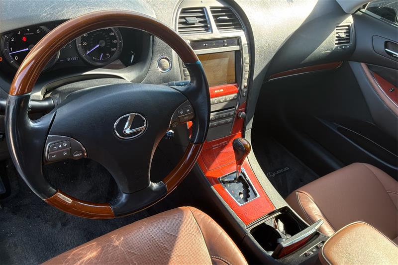 2012 Lexus ES 350 - Photo 28