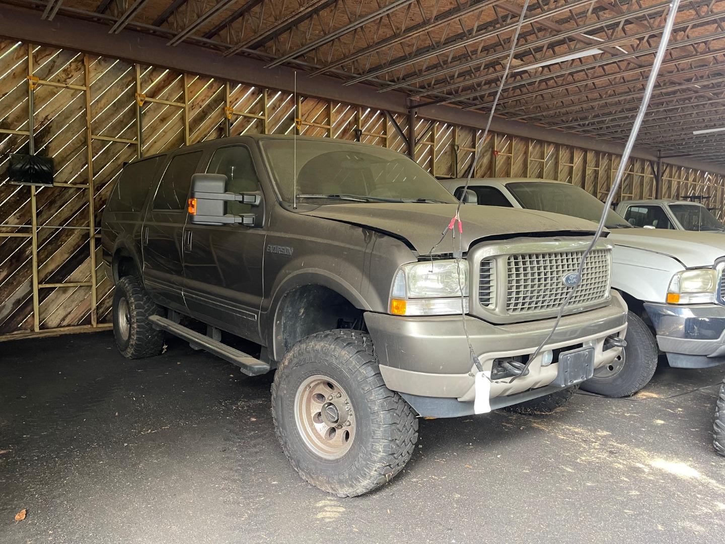 2004 Ford Excursion Limited 4X4 6.0L's photo