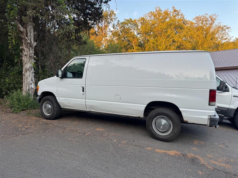 2006 FORD ECONOLINE CARGO VAN Commercial