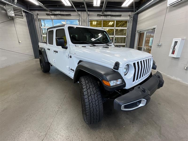 2023 JEEP GLADIATOR SPORT