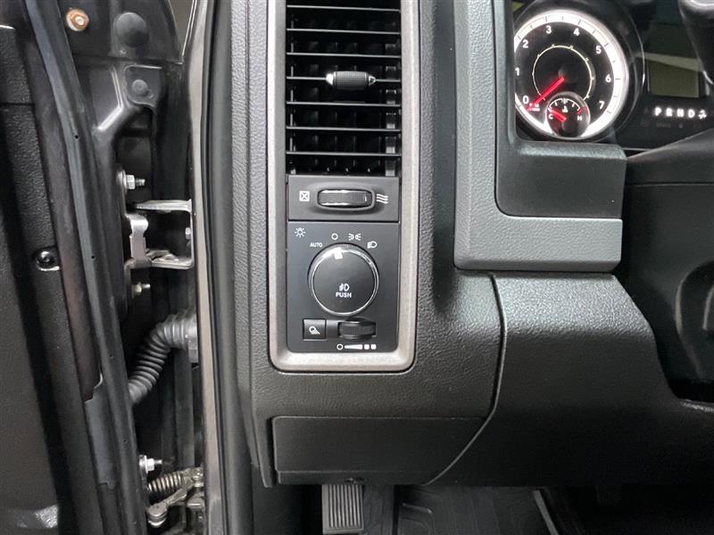 2019 RAM 1500 CLASSIC Express