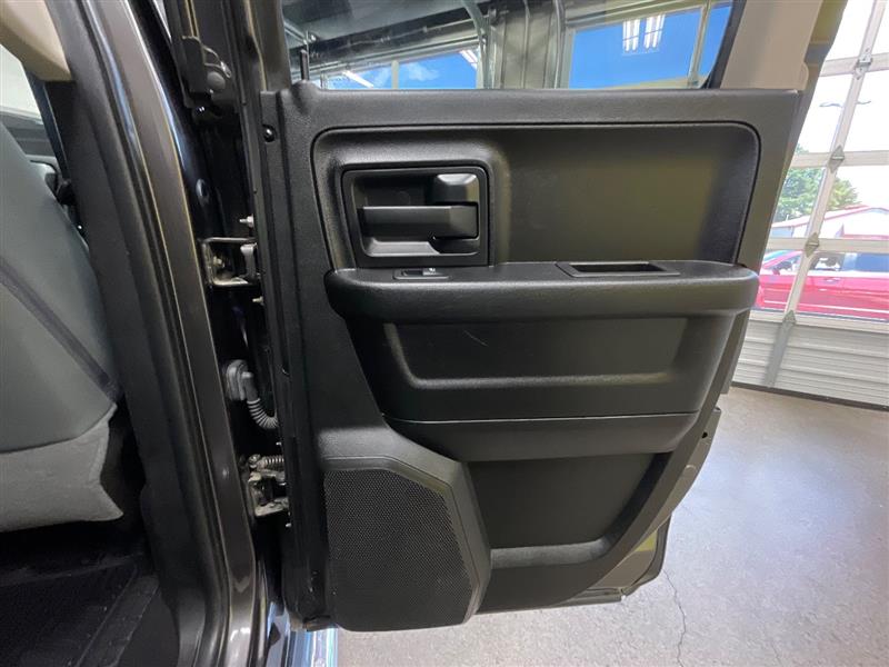 2019 RAM 1500 CLASSIC Express