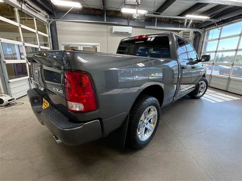 2017 RAM 1500 EXPRESS