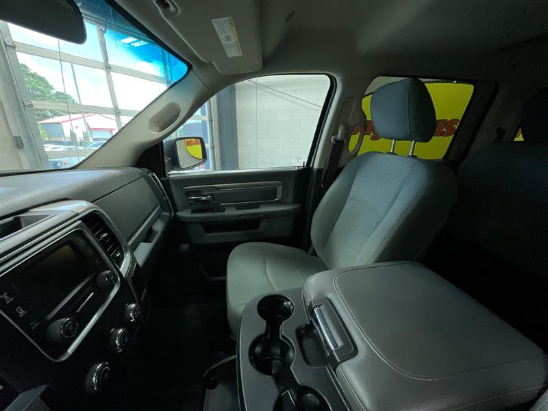 2018 RAM 1500 SLT