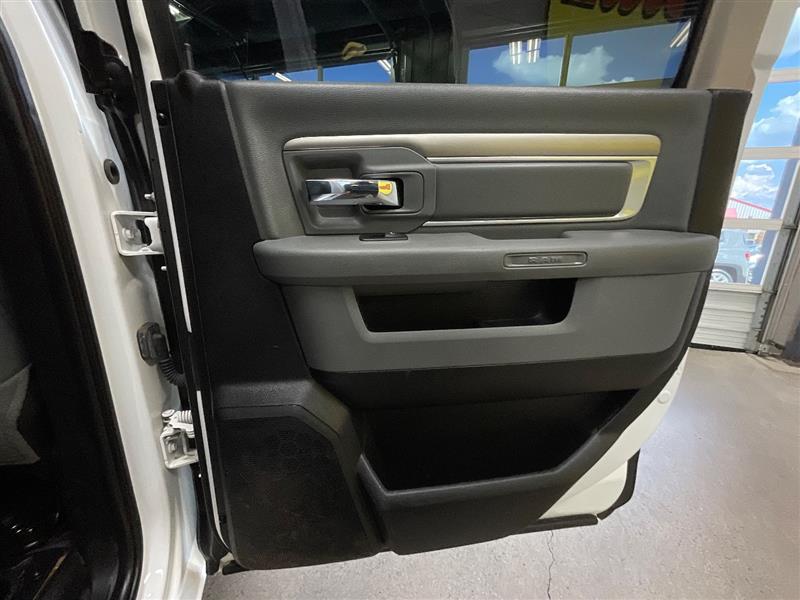 2018 RAM 1500 SLT
