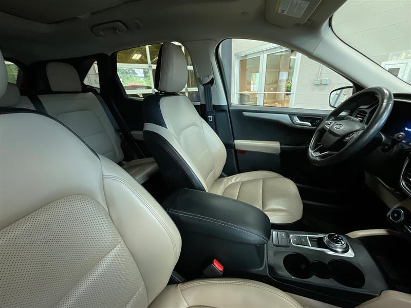 2020 FORD ESCAPE SE SPORT HYBRID