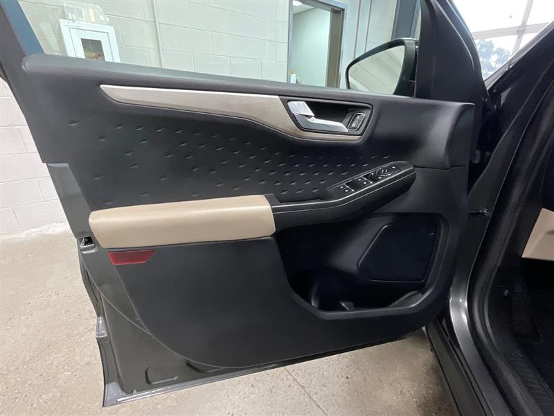 2020 FORD ESCAPE SE SPORT HYBRID