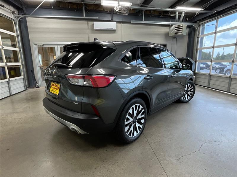 2020 FORD ESCAPE SE SPORT HYBRID