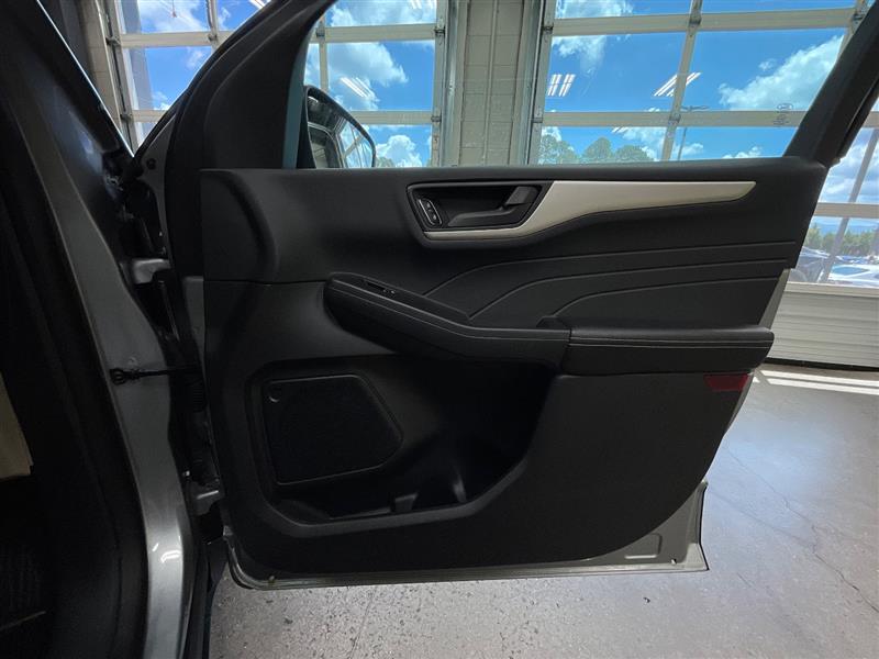 2022 FORD ESCAPE SE PLUG-IN HYBRID