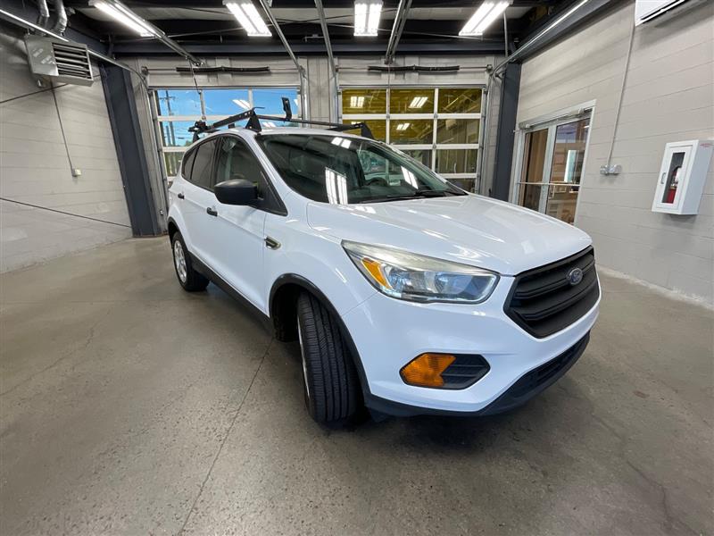 2017 FORD ESCAPE S