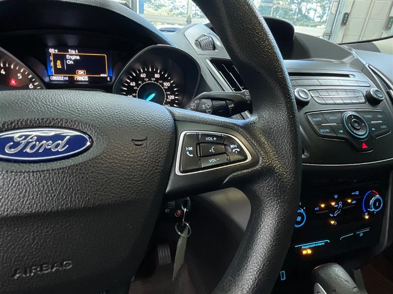 2017 FORD ESCAPE S