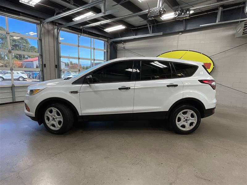 2017 FORD ESCAPE S