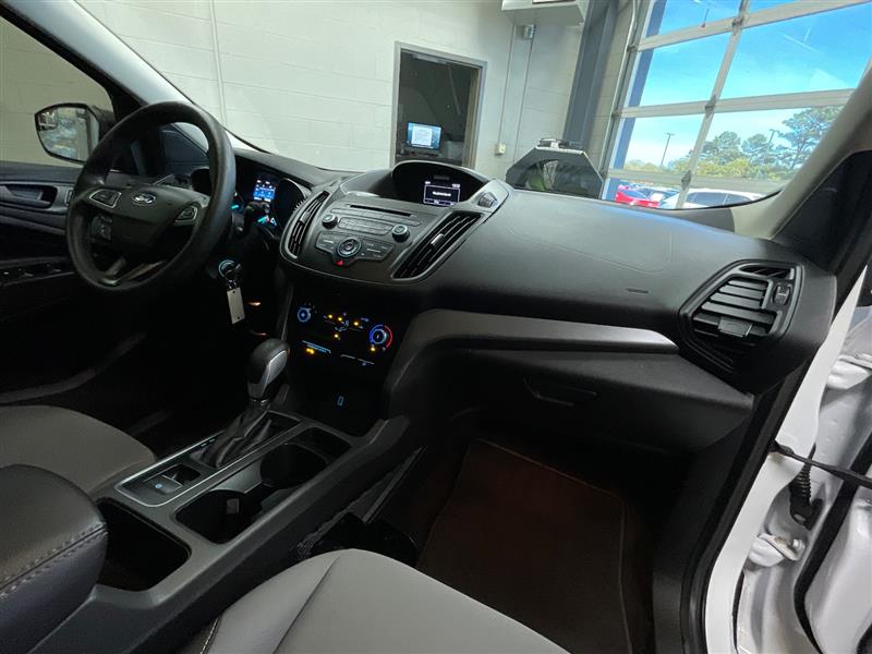 2017 FORD ESCAPE S