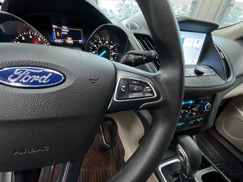 2019 FORD ESCAPE SE