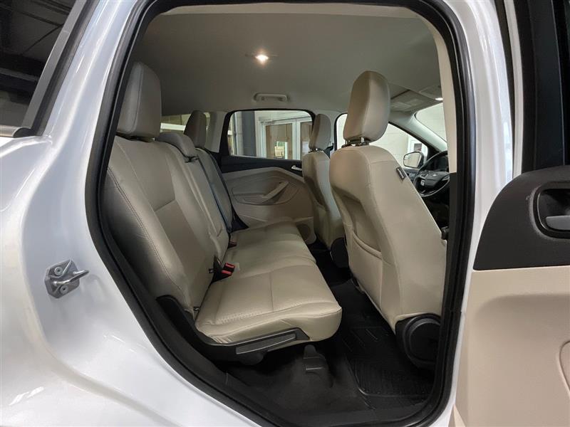 2019 FORD ESCAPE SE