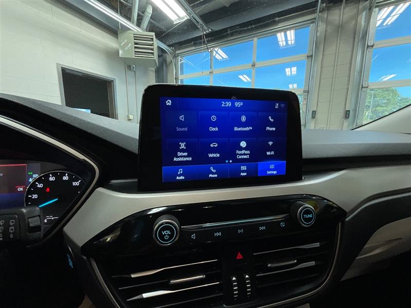 2021 FORD ESCAPE SE HYBRID