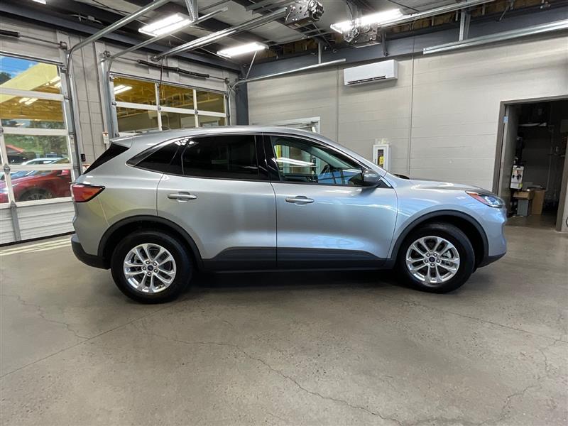 2021 FORD ESCAPE SE HYBRID