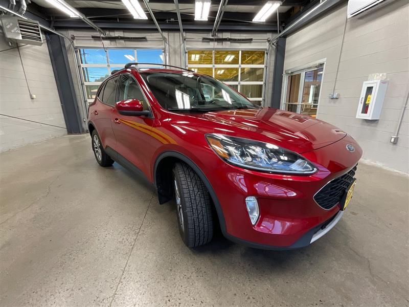 2022 FORD ESCAPE SEL