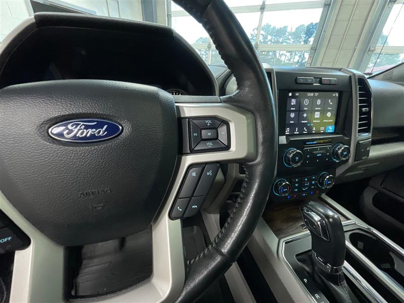 2019 FORD F-150 LARIAT FX4
