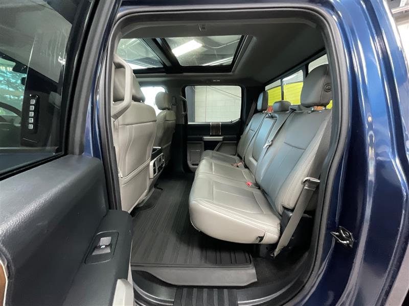 2019 FORD F-150 LARIAT FX4