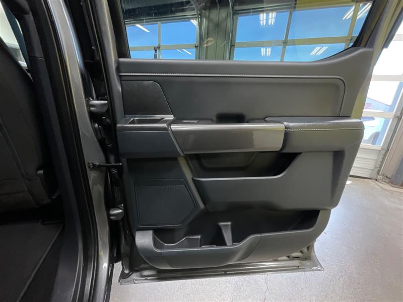 2022 FORD F-150 XLT WITH SPORT APPEARANCE PACKAGE