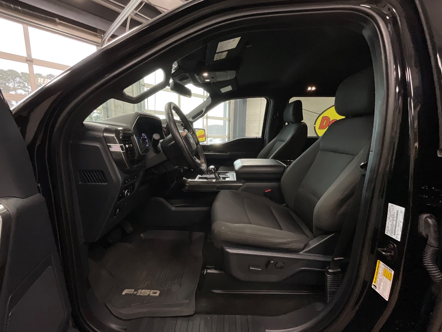 2023 Ford F-150 XLT - Photo 10