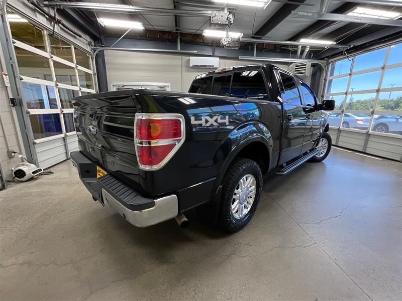 2012 FORD F-150 LARIAT