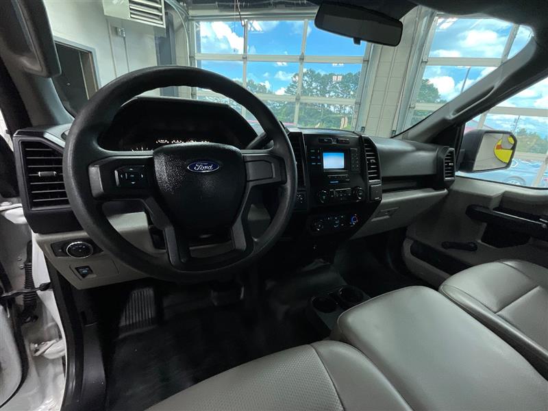 2017 FORD F-150 XL