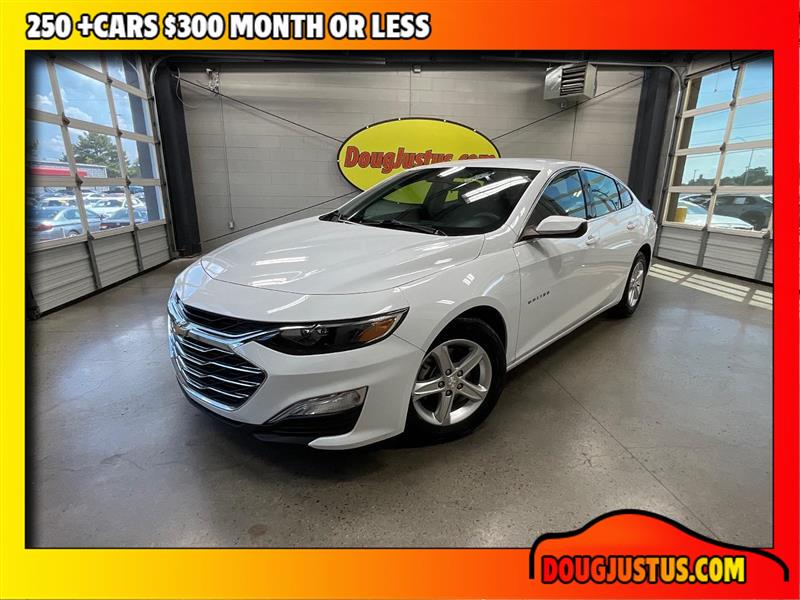White 2023 Chevrolet Malibu Sedan Front-Wheel Drive Automatic