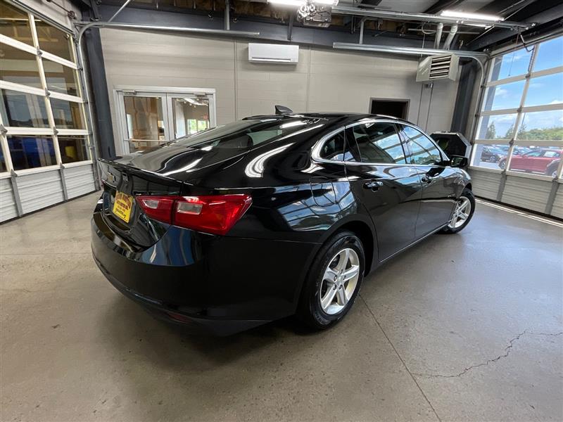 2022 CHEVROLET MALIBU LS