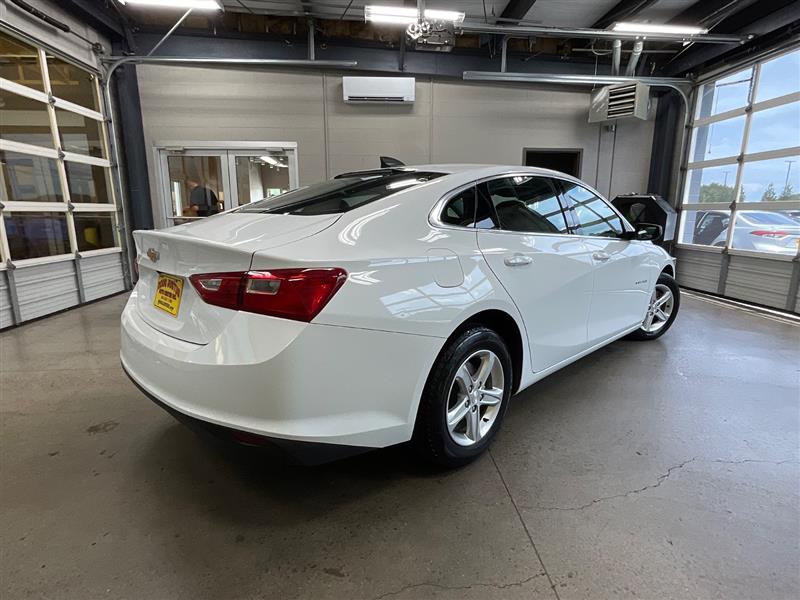 2023 CHEVROLET MALIBU LS