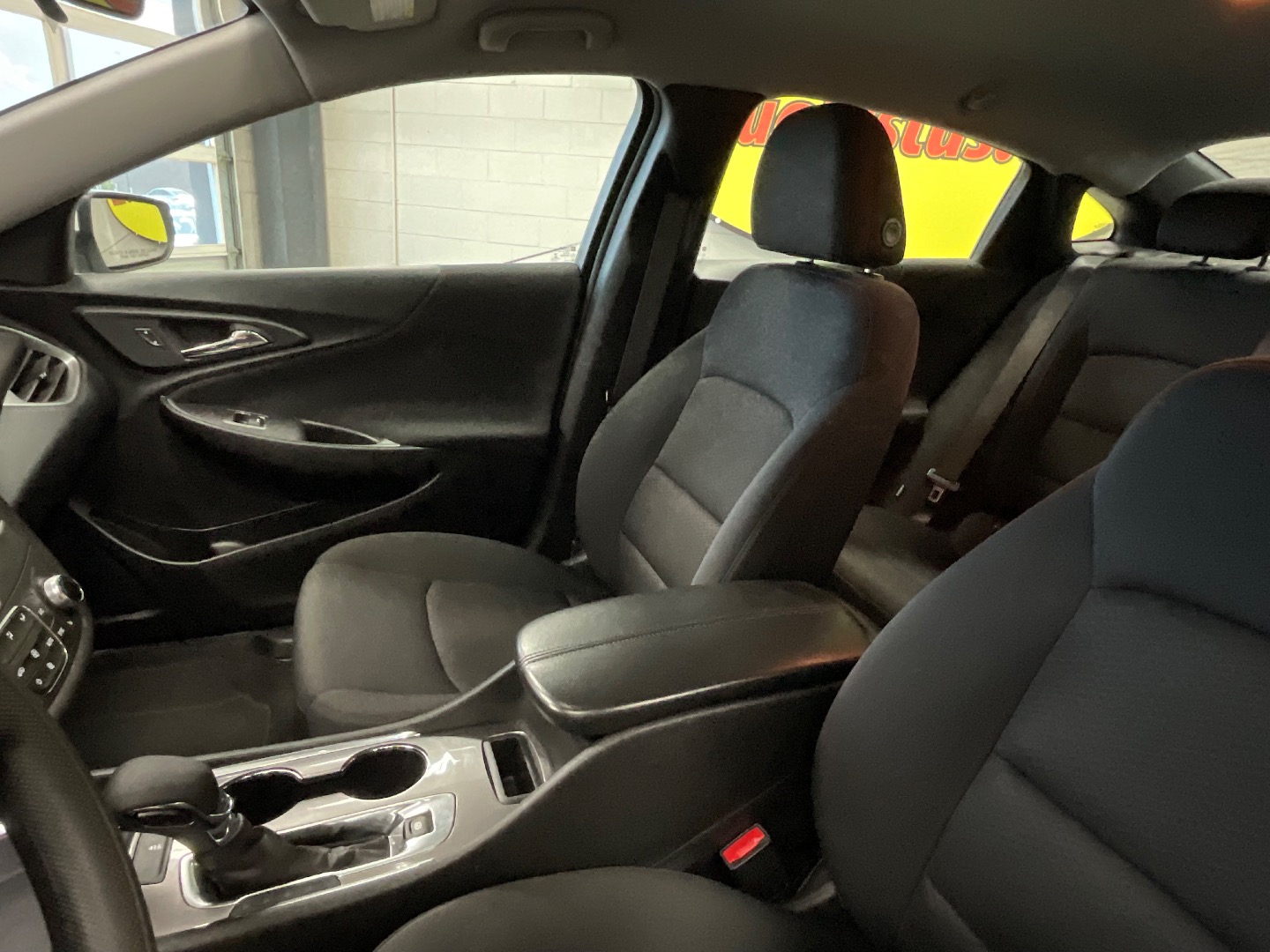 2023 Chevrolet Malibu 1LT - Photo 14