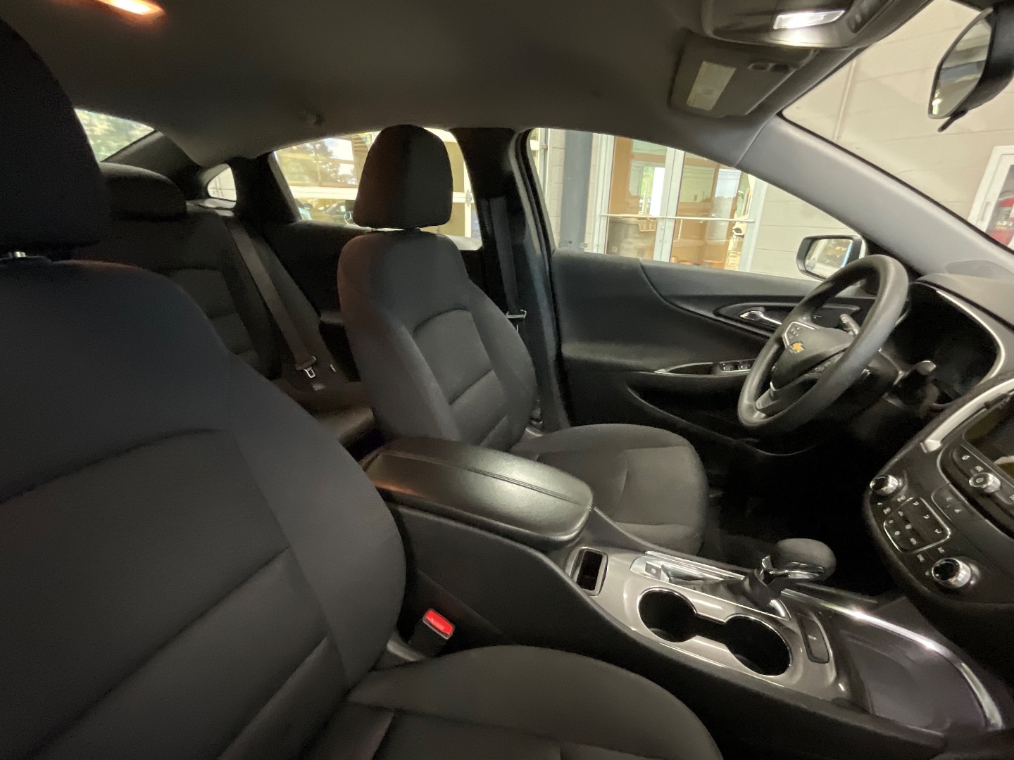2023 Chevrolet Malibu 1LT - Photo 25