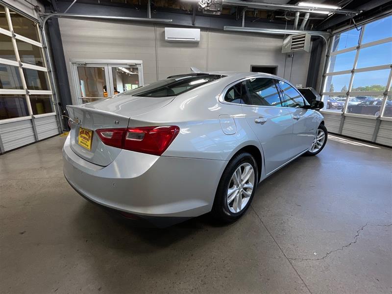 2017 CHEVROLET MALIBU LT