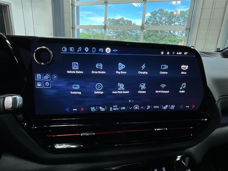 2025 CHEVROLET SILVERADO EV Max Range RST