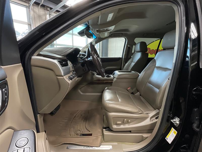 2017 GMC YUKON SLT