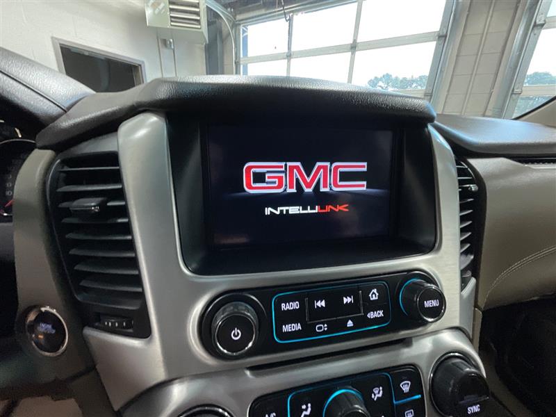 2017 GMC YUKON SLT