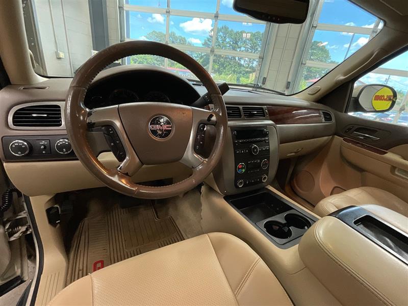 2011 GMC YUKON SLT