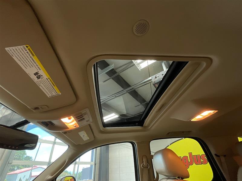 2011 GMC YUKON SLT