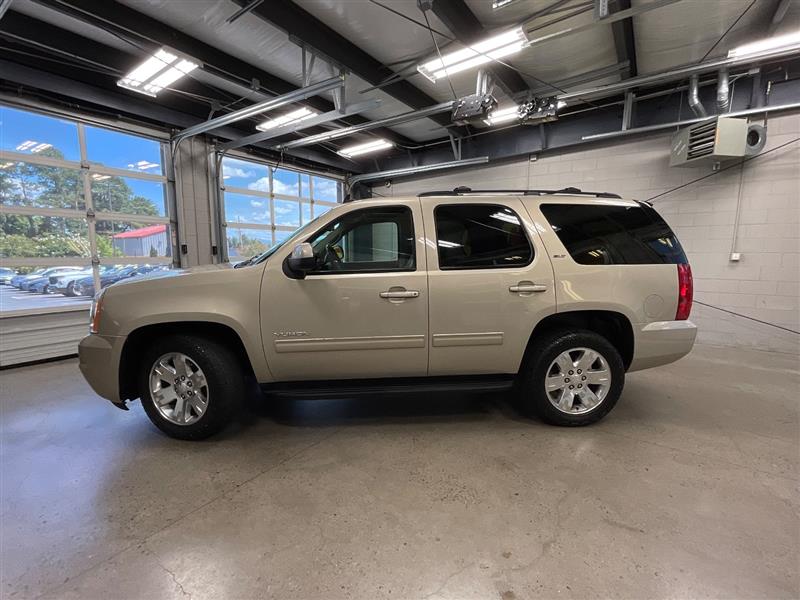 2011 GMC YUKON SLT