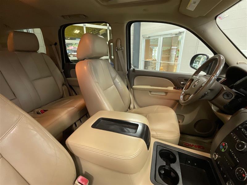 2011 GMC YUKON SLT