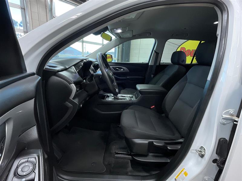 2019 CHEVROLET TRAVERSE LS