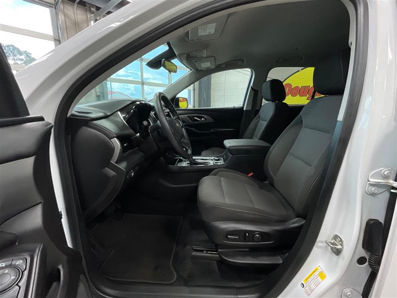 2020 CHEVROLET TRAVERSE LS