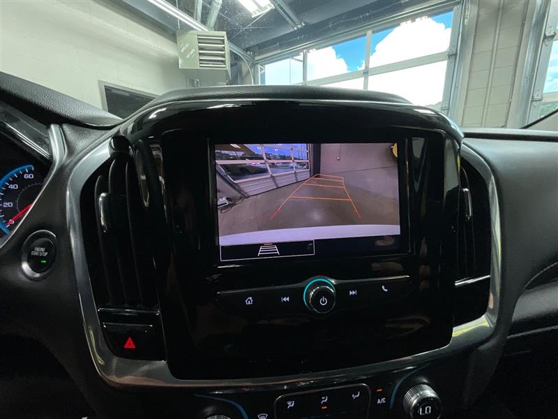 2020 CHEVROLET TRAVERSE LS