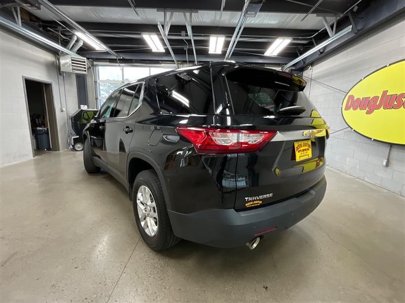 2021 CHEVROLET TRAVERSE LS